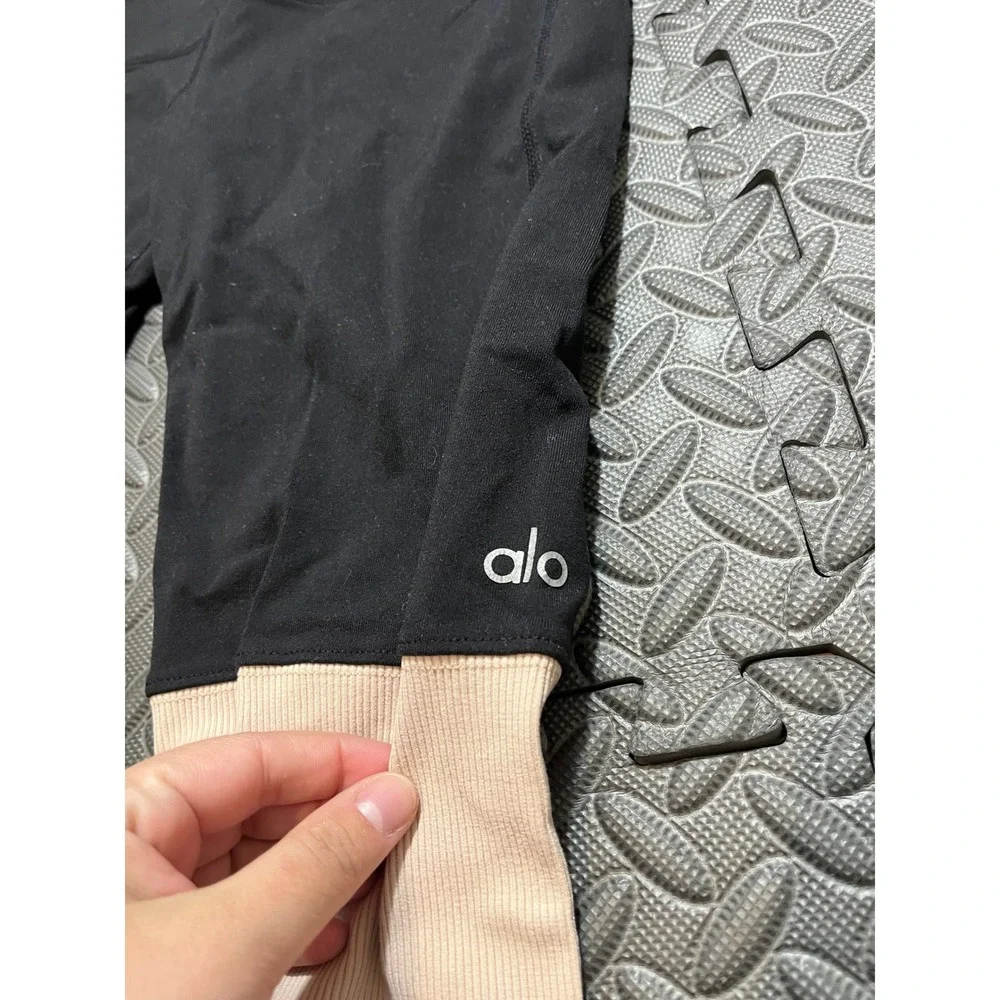 Alo yoga goddess leggings ribbed black and‎ blush size small coquette ballet
